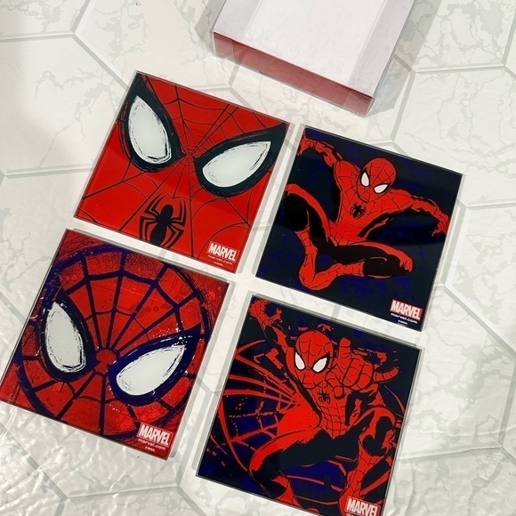 NWT MARVEL Spiderman glass coasters set of 4 - Picture 6 of 6